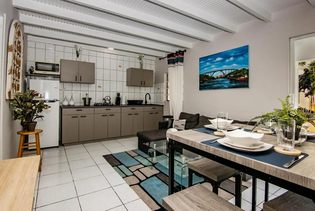 Citylife Apartments In Willemstad - Groundfloor 2 Bedroom Apartment - C