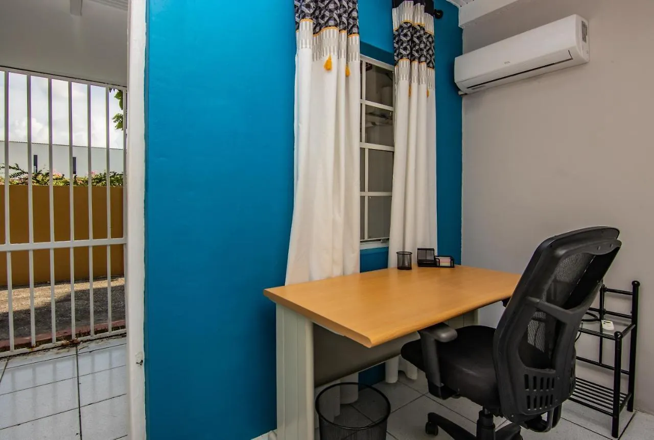 Citylife Apartments In Willemstad - Groundfloor 2 Bedroom Apartment - C